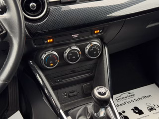 Mazda 2 1.5 Kizoku*Klima*Temp*AGA*Szhz*Kamera*PDC* - bilder 9
