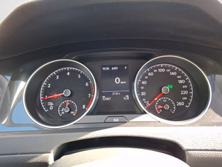 Volkswagen Golf VII 1.5 TSI Comfortline DSG / KLIMA / NAVI / ACC / KAMERA - foto 7