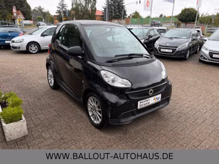 Smart ForTwo coupe Micro Hybrid*2.HAND*TÜV/AU NEU*AUX* - foto 4