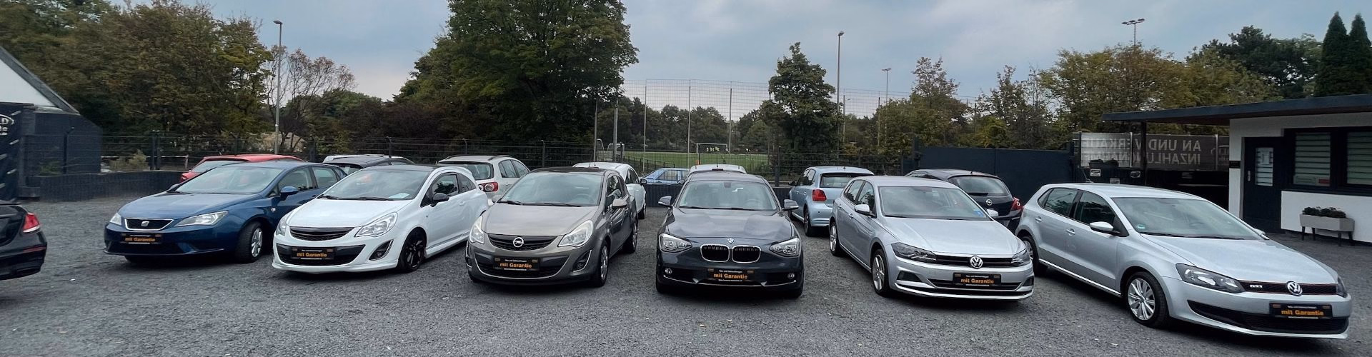 Car World Automobile | Gebrauchtwagen händler