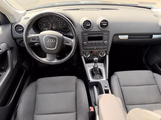 Audi A3 Sportback 2.0 TFSI Ambition - bilder 11