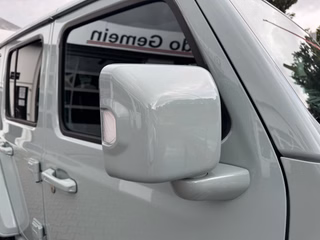 Jeep Wrangler Unlimited Rubicon 4xe Sonder-Umbau Komplettlackierung - bilder 22