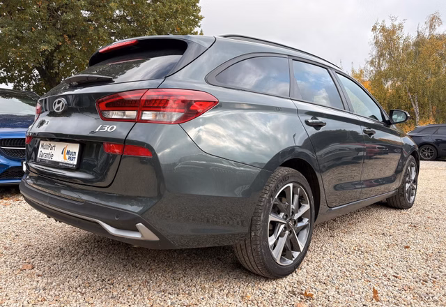 Hyundai i30 cw Mild-Hybrid Kamera*ACC*Virtual*AHK - foto 4