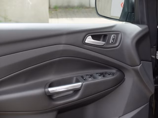 Ford Kuga 2.0 TDCi Individual 1.Hand Ford Scheckheft - bilder 11