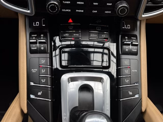 Porsche Cayenne 3,0 Diesel Platinum Edition CHRONO / PANO / CAM / BOSE / START-STOP - foto 28