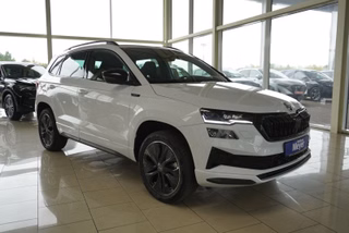 Skoda Karoq Sportline 1,5TSI DSG 4*J.Gar/Pano/aAHK/Matrix/Navi EU Fahrzeug    **
