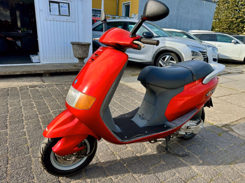 Piaggio Sfera 125 * 7KW * Elektrostarter + Kickstarter *