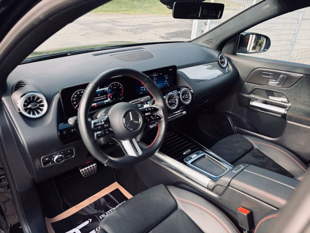 Mercedes-Benz GLA 220 4M AMG+Multibeam+Carbon+Kamera+Memory+19 - foto 10