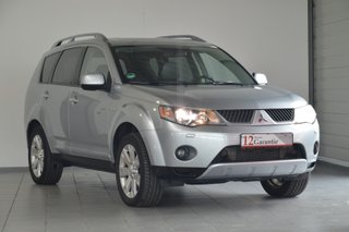 Mitsubishi Outlander 2.0 DI-D Instyle 1.Hand Allrad|Scheckheft|Keyless