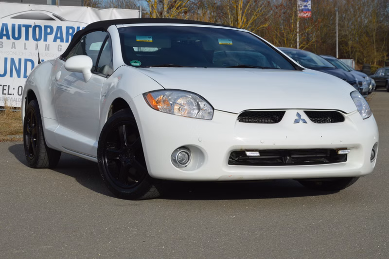 Mitsubishi Eclipse Spyder 2.4  Alcantara wenig Kilometer