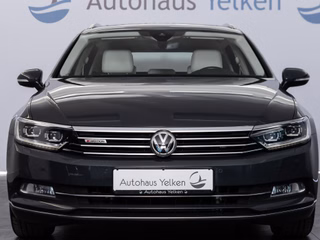 Volkswagen Passat Variant 2.0 TDI 4M LED PANO ACC AHK RFK - bilder 3
