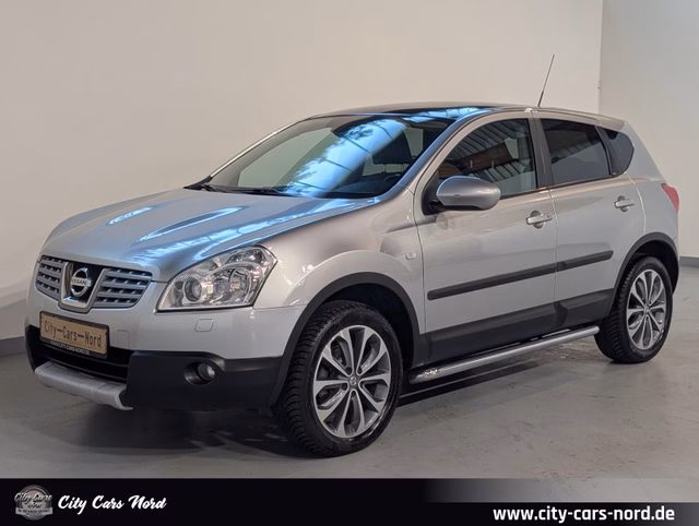 Nissan Qashqai Tekna PANO+KEYLESS+KAMERA+TEMPO+NAVI - foto 1