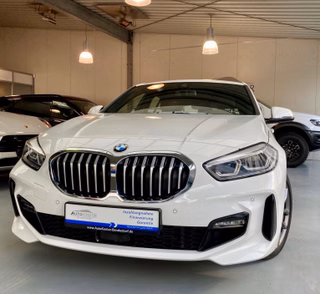 BMW 118 Year-old for sale