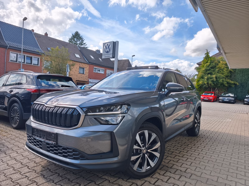 Skoda Kodiaq 1.5 TSI Selection PANO,AHK,KAM,7-Sitzer