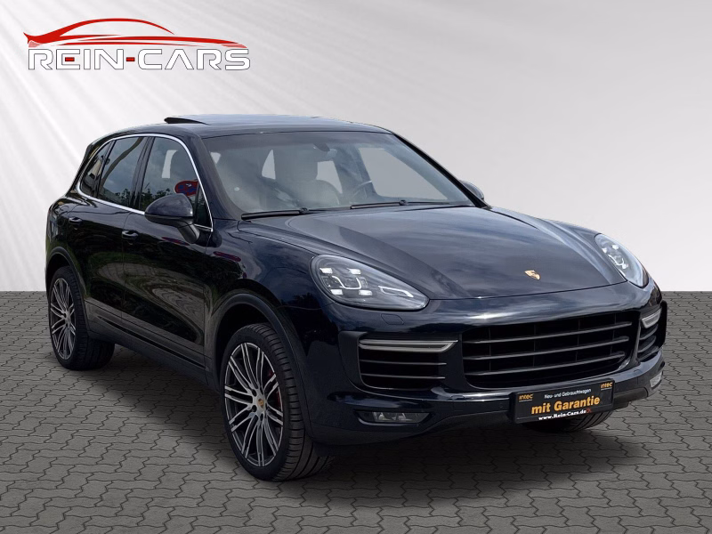 Porsche Cayenne Turbo PANO PDLS MEMORY BOSE LED AHK