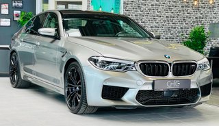 BMW M5 B&W|HUP|SPORTABGAS|360 |GESTIK.|MASSAGE|VOLL