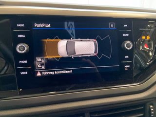 Volkswagen Polo 1.0 TSI DSG 2xPDC 5J GARANTIE APP CONNECT