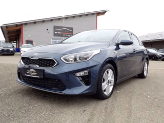 Kia Ceed 1.4 Vision AHK|NAV|DAB|SHZ|TEMP|RFK|KLIMA Used vehicle for sale | First registration 11/2018 | Price 12.890 €