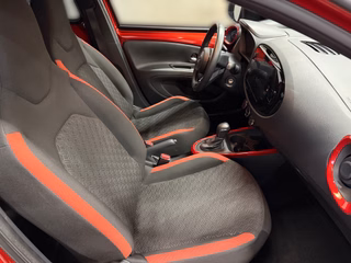 Toyota Aygo X Pulse +Allwetterräder - foto 10