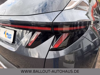 Hyundai TUCSON Hybrid 4W*2.HAND*NAVI*PANO*AHK*SPUR*ACC* - bilder 15