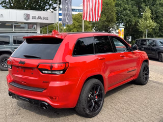Jeep Grand Cherokee 6.4 V8 HEMI SRT unfallfrei, Deutsches Modell - bilder 4