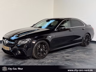 Mercedes-Benz E 63 AMG 4Matic+ PANORAMA+SPORT.AGA+360°+HEAD.UP Gebrauchtwagen Kaufen | EZ 03/2018 | Preis 52.799 €
