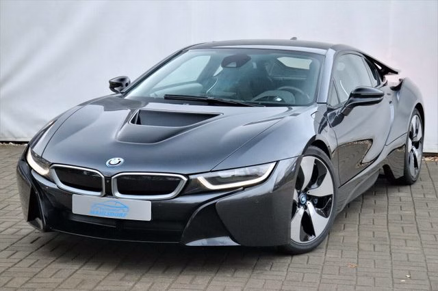 BMW i8 Coupe HeadUp Harman LED DAB 42L-TANK 360°