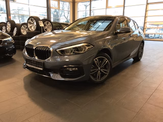 BMW 118 Year-old for sale