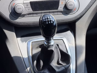 Ford Kuga Titanium AHK / 4x4 / AC /1.Hand - foto 15