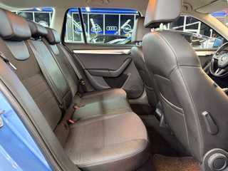 Skoda Octavia Combi Style DSG/AHK/TEMPOMAT/PDC/LED/SUNSET - foto 26