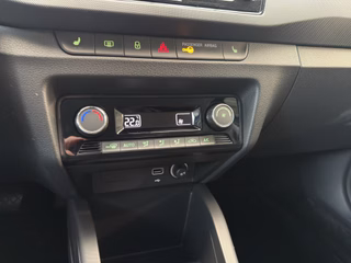 Skoda Fabia Combi Ambition Allwetter ACC Kamera Carplay 1.Hd 18tkm! - bilder 8
