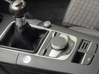 Audi A3 Limousine sport Bang & Olufsen LED Scheinw. - bilder 23