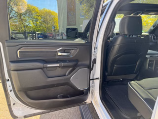 Dodge RAM Laramie Night + Luftfederung + elektr. Trittbretter AHK , Beifahrerdisplay - foto 18