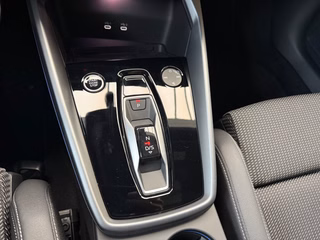 Audi A3 Sportback S-Line Sport Autom., LED Matrix Pano Sonos - bilder 12
