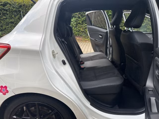 Toyota Yaris Hybrid GR Sport/1.Hand/Navi/Kamera/ - foto 17