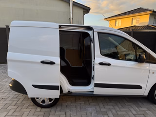 Ford Transit Courier Trend PDC Klima Garantie Scheckheft - foto 3