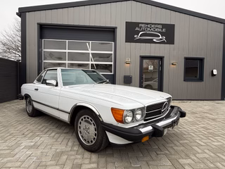 Mercedes-Benz SL 560