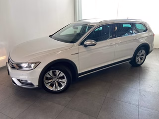 Volkswagen Passat Alltrack Gebrauchtwagen Kaufen