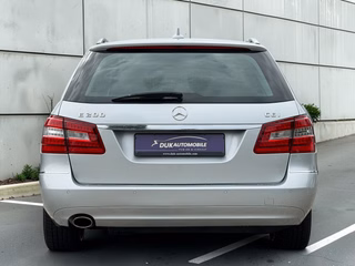 Mercedes-Benz E 200 CGI BlueEfficiency Automatik Navi - bilder 33