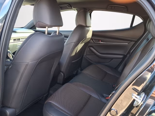 Mazda 3 Takumi 2.5 e-Skyactiv AUTOMATIK / LEDER / KAMERA360 / BOSE - foto 10