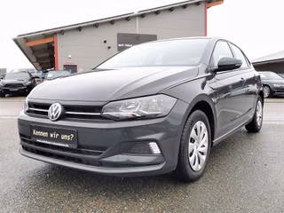 Volkswagen Polo VI Comfortline/Navi/DAB/Temp/8-FachBer. Gebrauchtwagen Kaufen | EZ 03/2018 | Preis 13.990 €