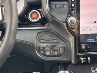 Dodge RAM 3.0L I6 RHO + BakFlip - foto 27