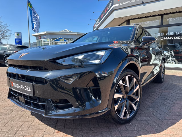 CUPRA Formentor VZ 2.0 TSI 245 kW 4Drive Panorama LED ACC Used vehicle for sale | First registration 10/2024 | Price 37.900 €