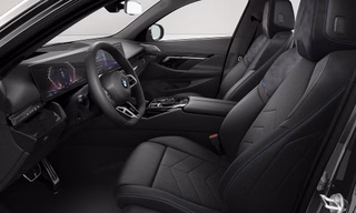 2027 BMW 530i xDrive - photo 6