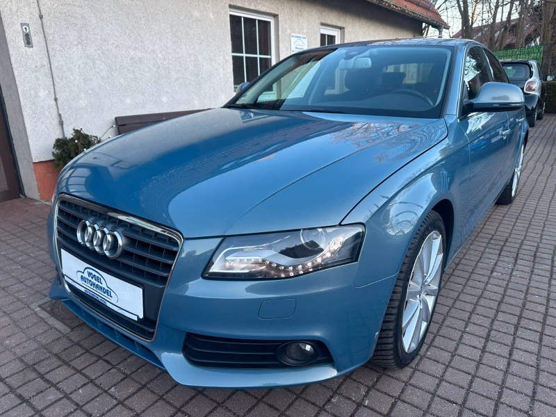 Audi A4 Lim. Ambiente*AUTOM.*SITZHZG*2.HD*SIDEASSIST*