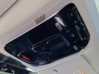 Mercedes-Benz C 180 T AMG Line AUTOMATIK / PANORAMA / AHK / NAVI / LED - foto 14