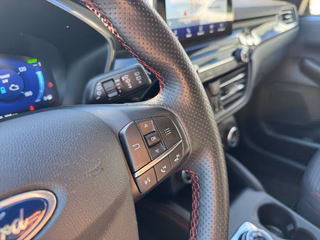 Ford Kuga Plug-In Hybrid ST-Line +1.HAND+AHK+PANO+WINTERPAKET+ - bilder 7