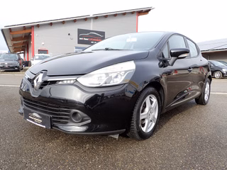 Renault Clio IV 2.HAND|NAVI|KLIMA|8xALU Used vehicle for sale | First registration 10/2013 | Price 4.990 €