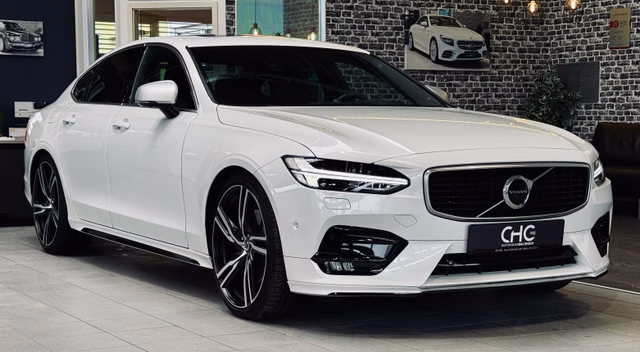 Volvo S90 R Design AWD Bowers & Wilkins|Kamera|LED|Schieb| Gebrauchtwagen Kaufen | EZ 11/2017 | Preis 36.490 €