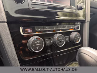Volkswagen Golf VII Lim.Cup*2.HAND*PANO*KLIMA*NAVI*SHZ*EUR5 - bilder 15